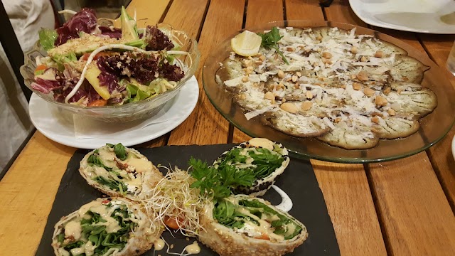 13% vinos tapas bistro