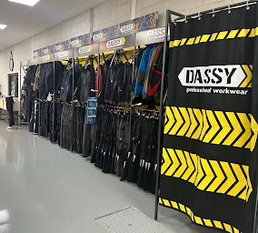 Photo n°21 de EPI DE LOIRE - Vêtements de travail - Angers à Écouflant (Magasin de vêtements professionnels)