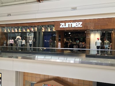 Zumiez