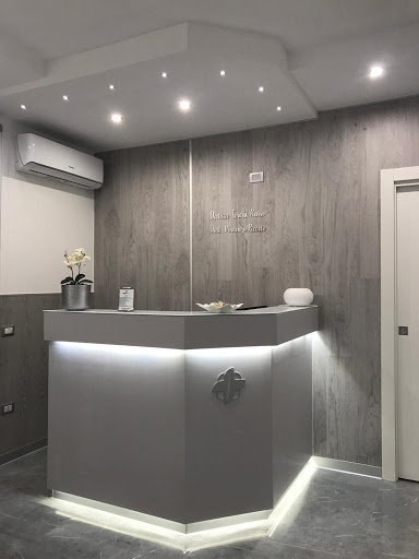 PierreStudio Dermatologico (Dott.ssa Teresa Russo, Dott. Vincenzo Piccolo)