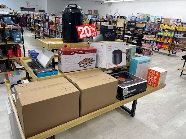 VB Selections Discount Store photo 1