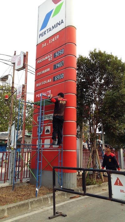 Photos of Jatiranggon Gas Station 34-17419