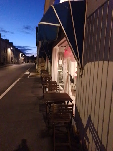Photo 1 - Burgers & Co
