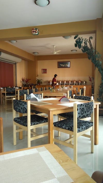 Photos of Cousin Restaurant And Bar