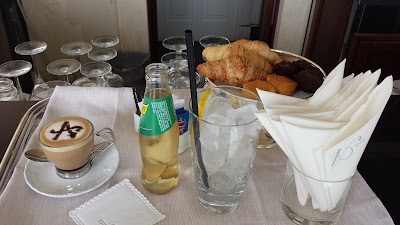 Photos of The Ashbee Hotel