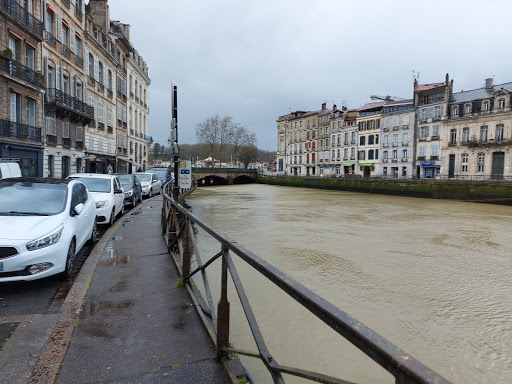 Boutique SFR Bayonne - Thumbnail