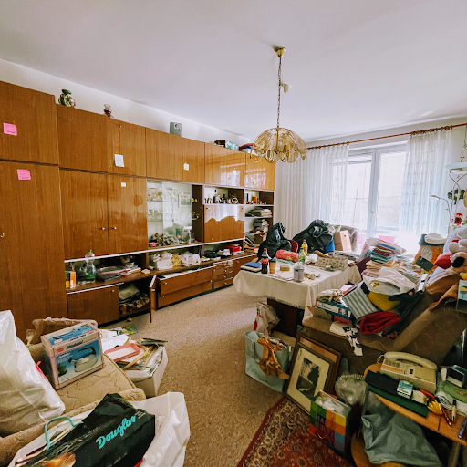 Sebastian Kliewe - Wohnungsauflösung und Entrümpelung mit Nachlassverwertung