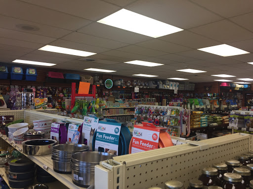 Buckerfield's Kelowna Gallery - Canada