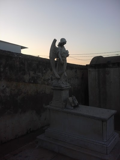 Photos of Cimeti&egrave;re Chr&eacute;tien