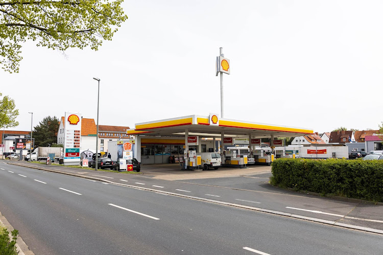 Shell Recharge Charging Station