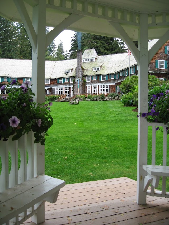 Lake Quinault Lodge