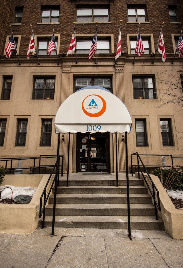 HI Washington DC Hostel