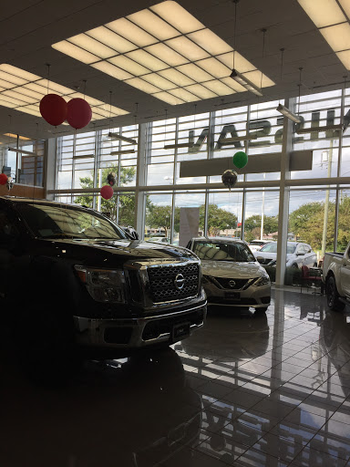 Hall Nissan Virginia Beach - Thumbnail
