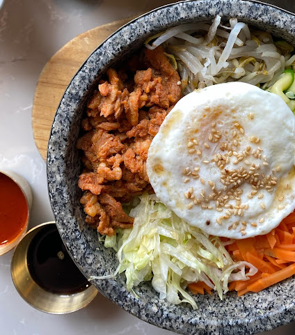 929 Kitchen & Bar by null