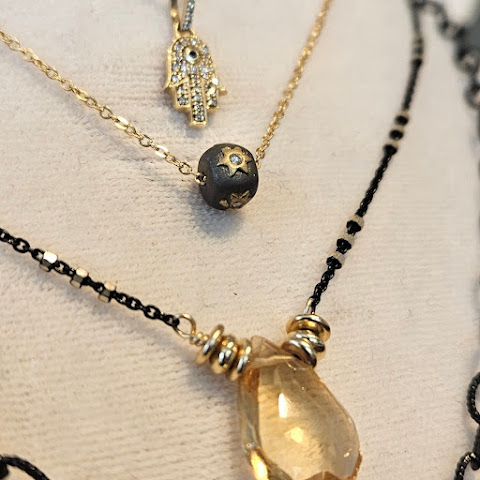 Antiqua Jewelry💍 by null