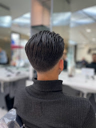 Photo n°13 de Karine Coiffure à Drancy (Salon de coiffure)