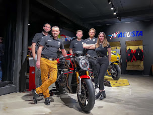 Photo n°22 de PBS Moto à Saint-Jean-du-Cardonnay (Concessionnaire de véhicules à moteur)