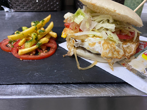 Dupin´s 1 Bocatería y Hamburguesería - Thumbnail
