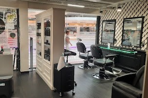 Photo n°8 de Franck Provost - Coiffeur Urrugne à Urrugne (Magasin de cosmétiques)