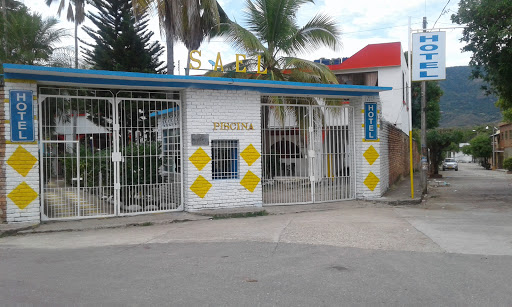 Hotel Sael