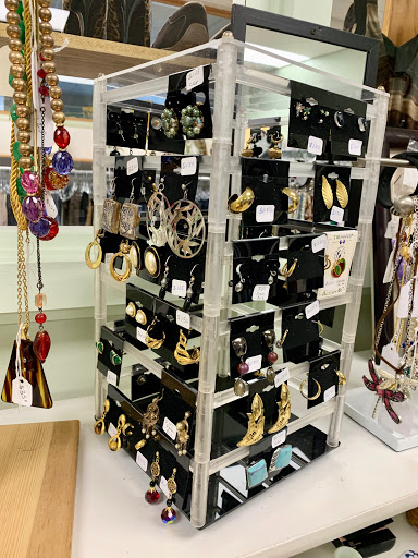 The Shop at Valpo FUMC-United Methodist Women's Resale Shop - Thumbnail