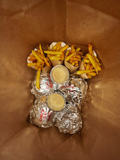 BUENABURGER - Visual