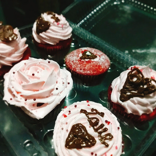 Cesar's Bakery - Visual