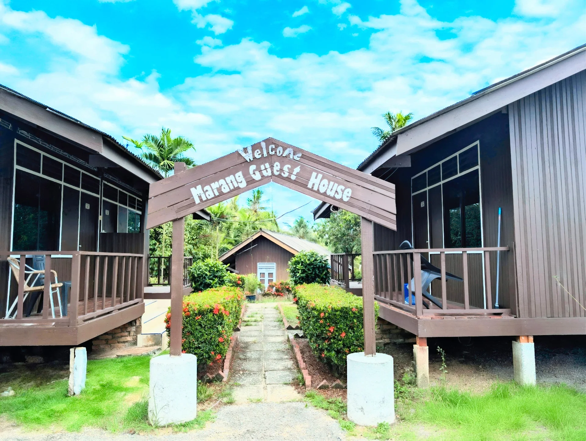 Marang Guesthouse Resort
