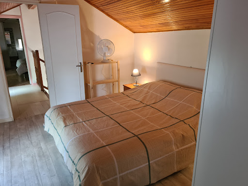 Photo de Petit Coin de Paradis : Chambre d'hôtes avec piscine, spa et sauna, proche Manosque, Alpes-de-Haute-Provence, en Provence à Corbières-en-Provence (04220)