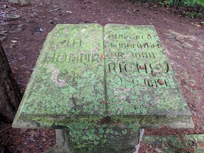 Dr. John Richey Cemetery