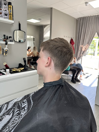 Vika'sBarber