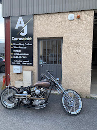 Photo n°5 de AJ Carrosserie à Baratier (Atelier de carrosserie automobile)