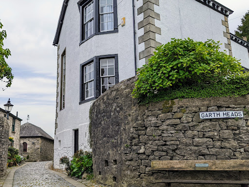 saddle makers yard - Visual