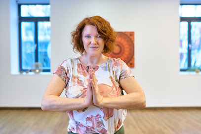 Christina Benner Yoga & Meditation