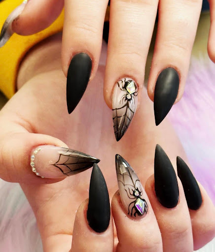 DR Nails - Visual