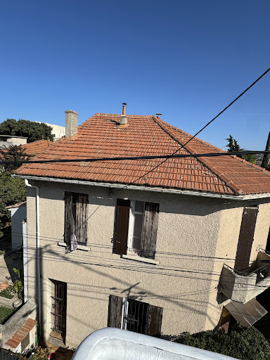 Photo de Couvreur zingueur pro à Bonnetan (33370)