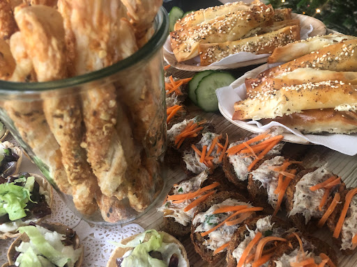 versnapering catering & Utrechtse Sportkrant - Thumbnail