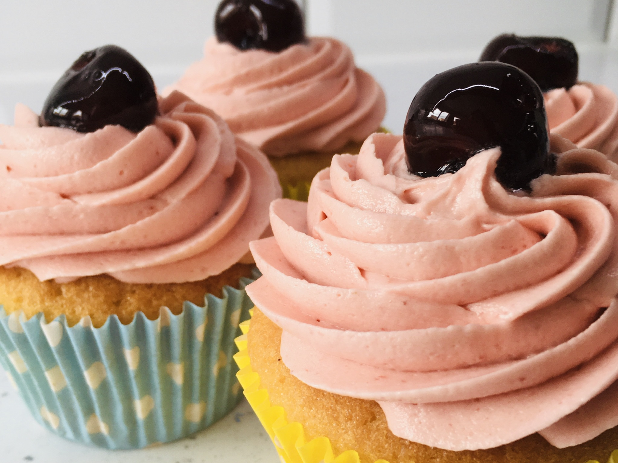 Nic's Home Bakes - Cakes & Sweets - photo 1