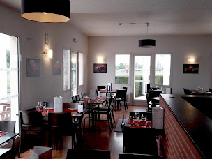 Photo n°33 de Logis Hôtel Cottage à Calais (Restaurant)