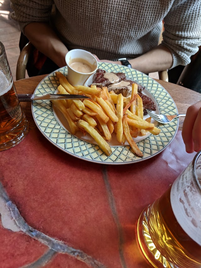 Corner Café
