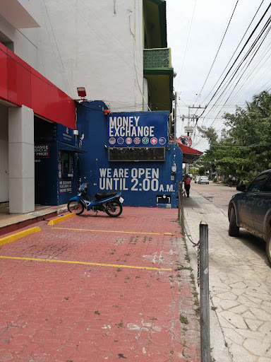 Master Exchange centro cambiario en Playa del Carmen - Av. 10 Norte