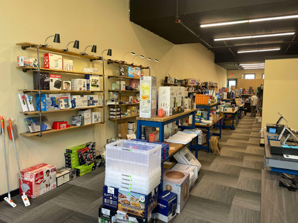 BOLOFide Retail Liquidation Store photo 2