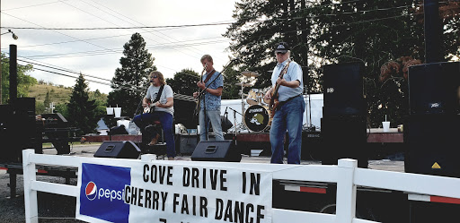Cove Drive-In - Thumbnail