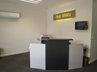 Photos of Ray White Balclutha