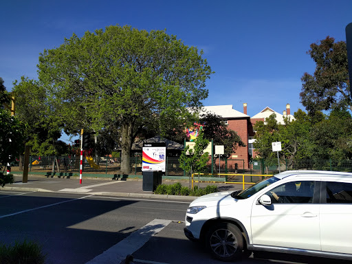Hampton Primary School - Visual