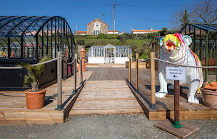 Photo n°3 de Jardimagine à La Châtaigneraie (Société de construction de piscine)