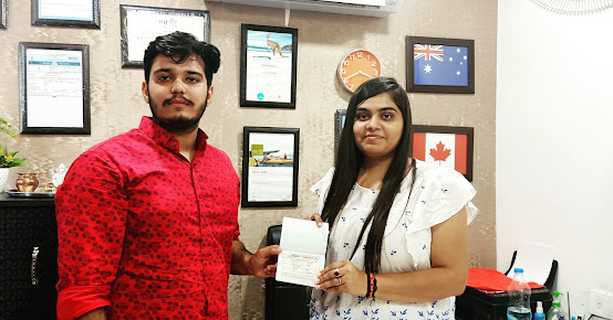 Af1qipp Piifhumqp5sda3xyn6lx02er5ehjpy8qb27w=s554 K No