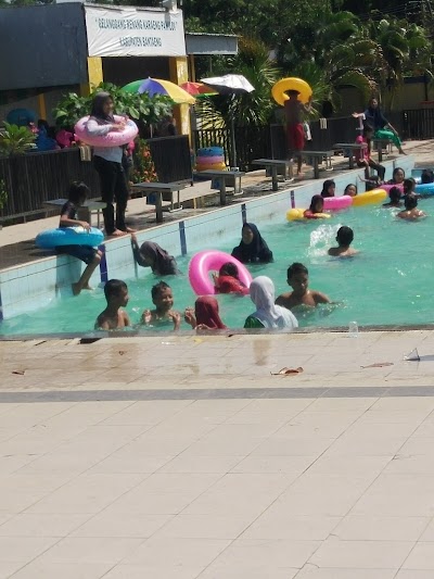 Photos of Kolam Renang Kr. Pawiloi Be'lang