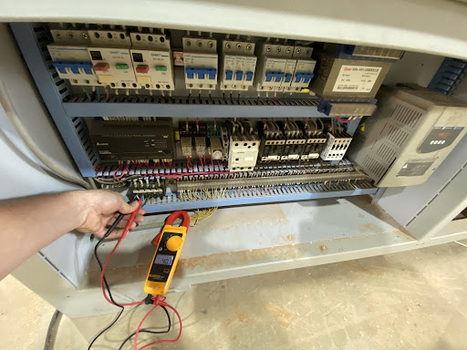 Eletricista em Itu | Fabrício Eletricista