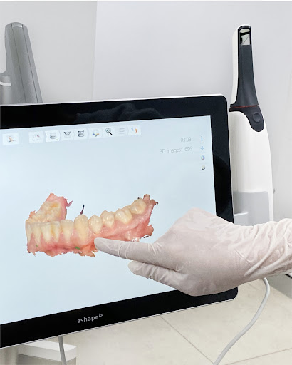 Smilogy Dental Clinic - Edgecliff - Thumbnail